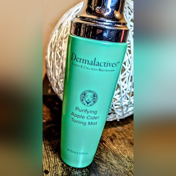 DERMALACTIVES Apple Cider Toning Spray - Picture 16 of 16